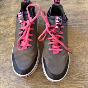 Bala Women's Gray and Pink Sneakers